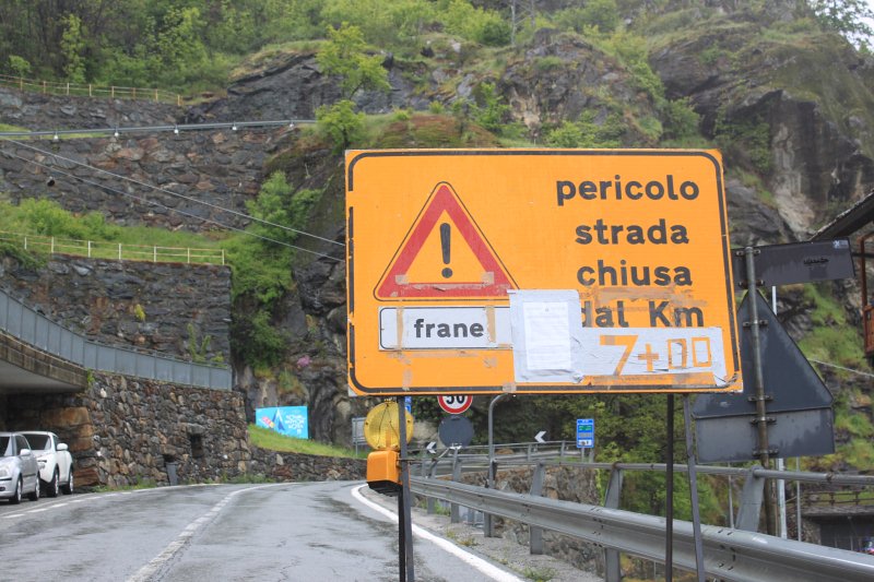 Chiusura per caduta massi la strada regionale della Valgrisenche