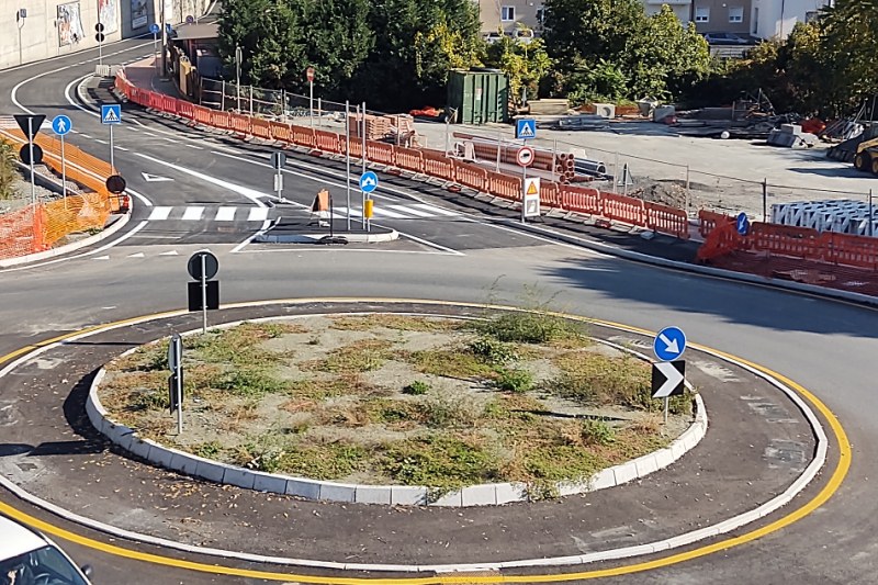 Lavori conclusi in via Valli Valdostane, riattivata la circolazione