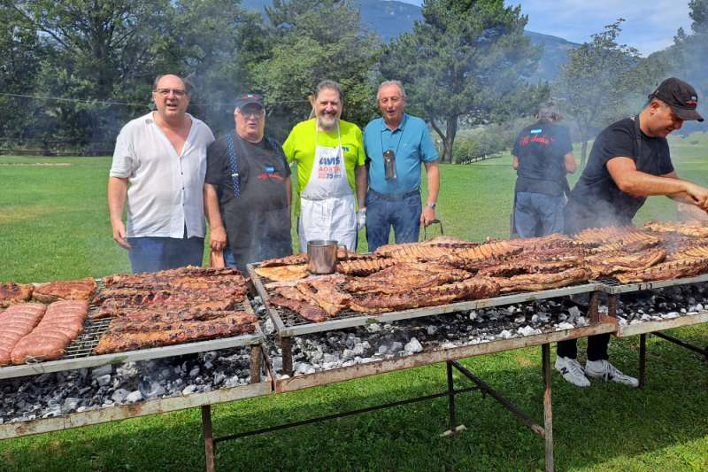 Giornata dell'asado con l'Avis