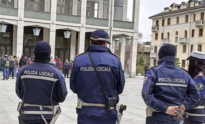 Manifestazione in piazza Deffeyes