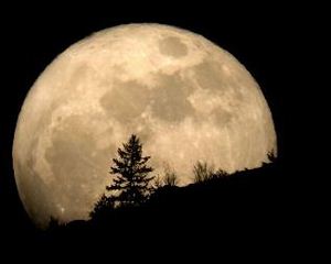Skyway saluta la Luna piena con una apertura serale straordinaria