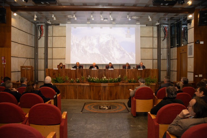 Un danno stimato di 12 milioni dalla chiusura per lavori del Traforo Monte Bianco